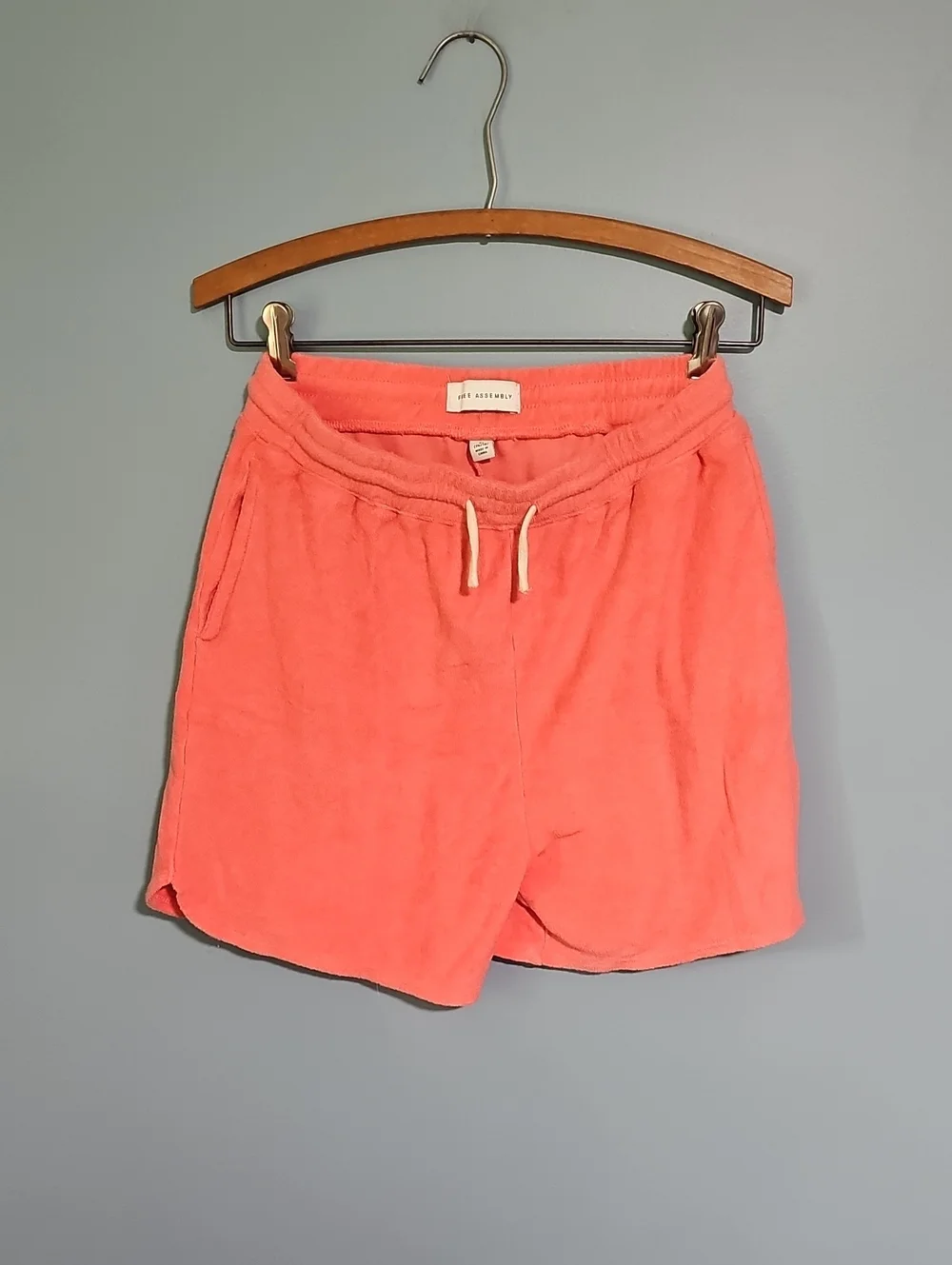 Free Assembly girls cropped terry set Size 14/16 XL